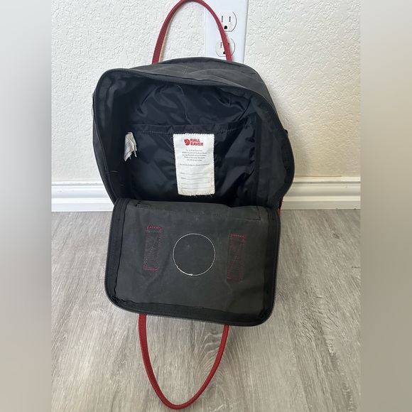 Fjällräven Kånken Backpack 13 Inch Laptop Travel Backpack - Picture 4 of 10